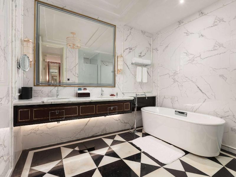 Wyndham Taian West image