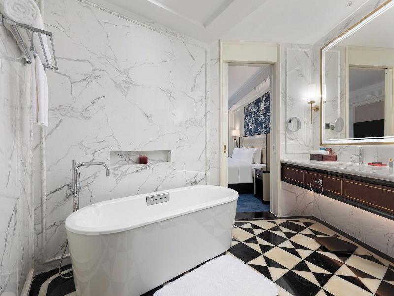 Wyndham Taian West image