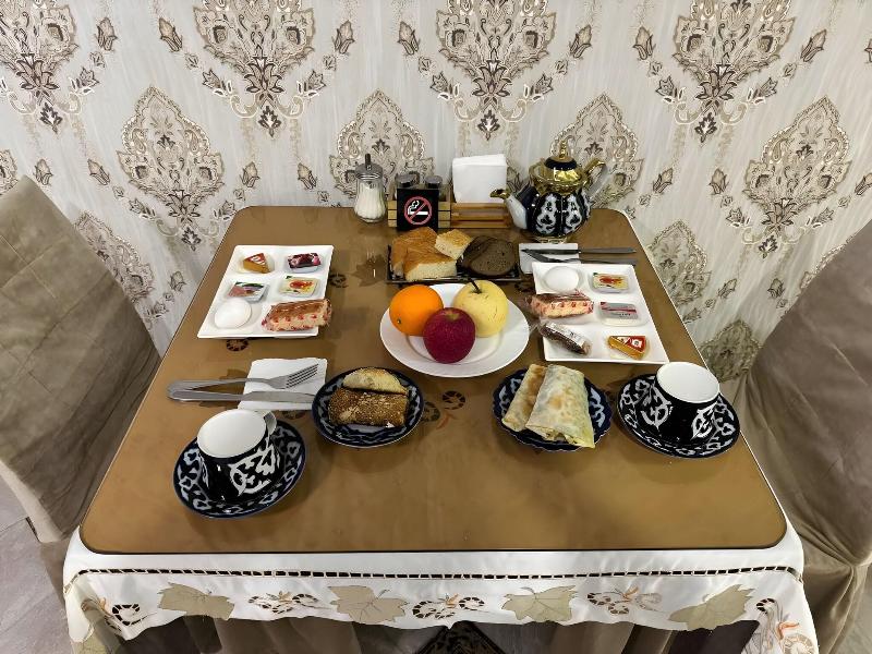 Qamar Hotel image