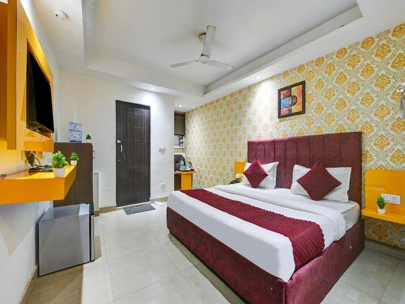 Hotel Happy Stay - Delhi Airport image