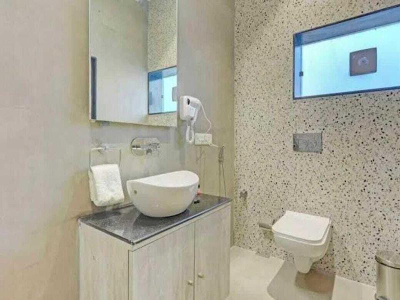 Hotel Happy Stay - Delhi Airport image