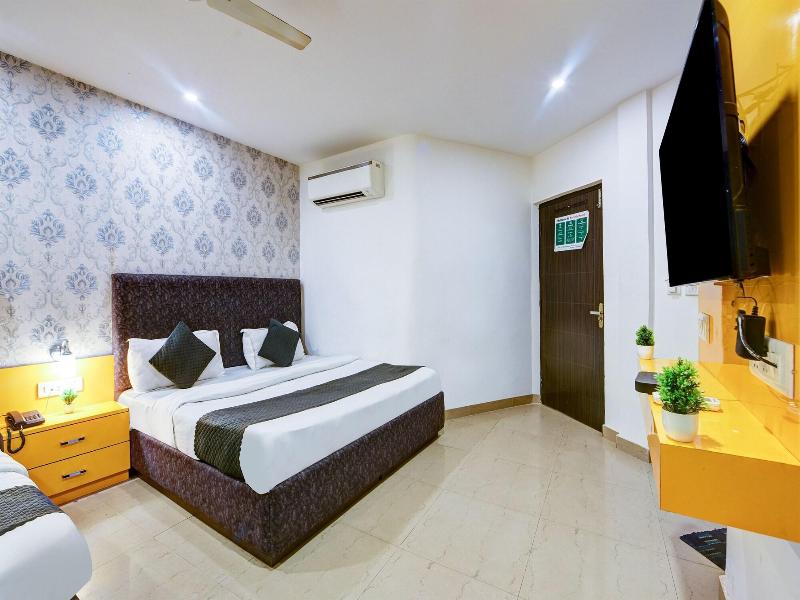 Hotel Happy Stay - Delhi Airport image