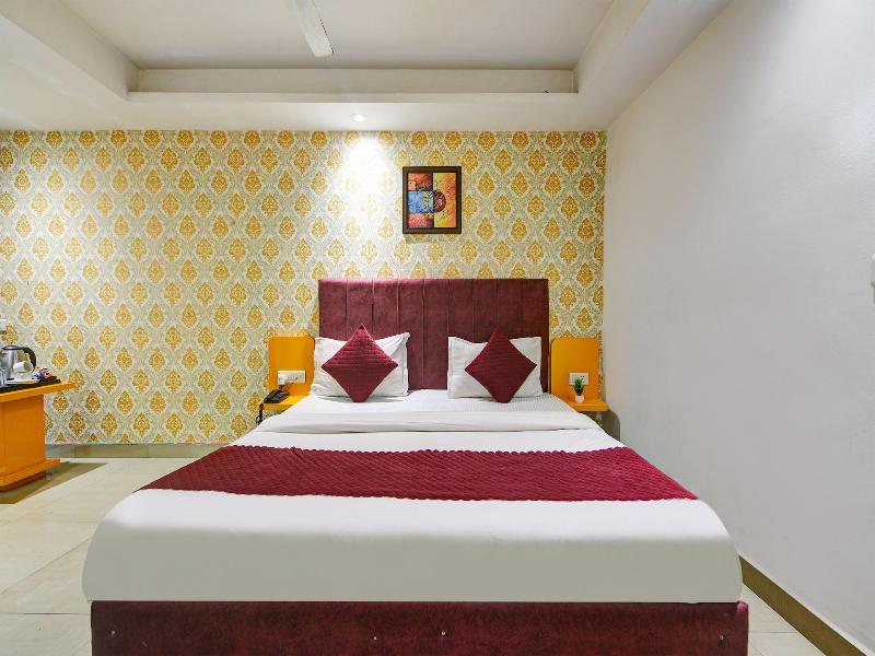 Hotel Happy Stay - Delhi Airport image