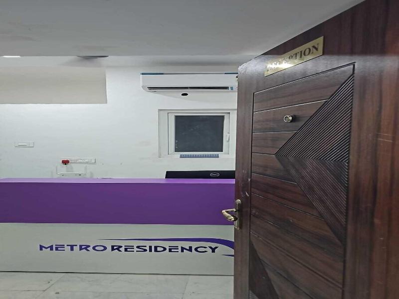 Metro Residency.com image