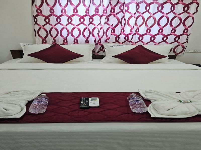 Metro Residency.com image