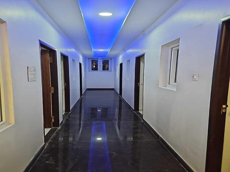 Metro Residency.com image