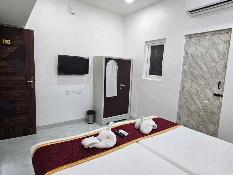 Metro Residency.com image