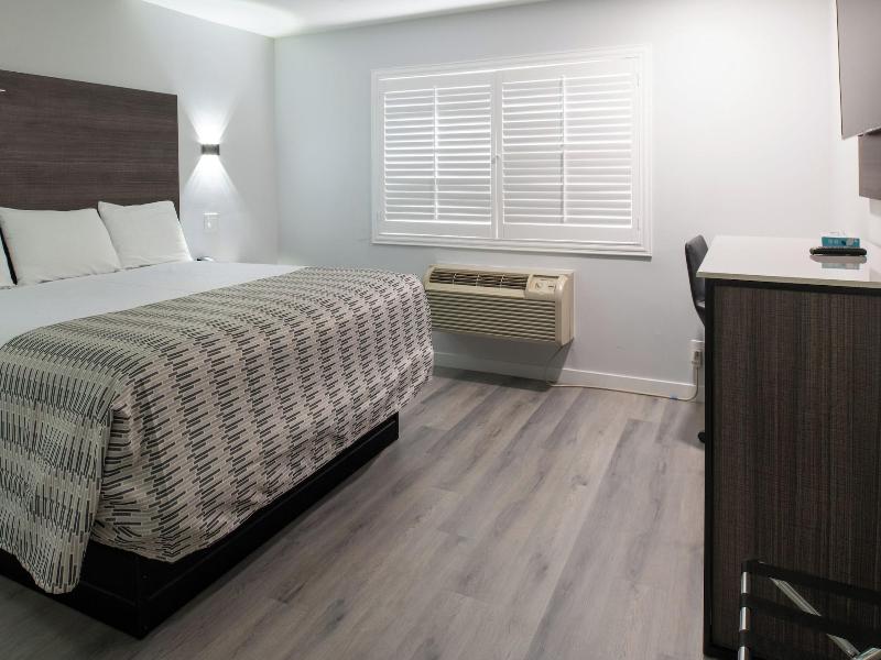 Beach Inn - A Huntington Beach Motel image