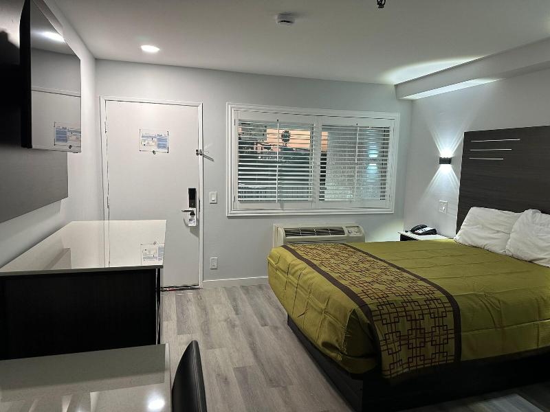 Beach Inn - A Huntington Beach Motel image