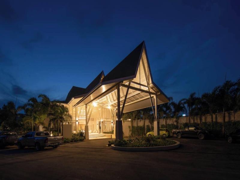 Lalynn Resort & Villas image
