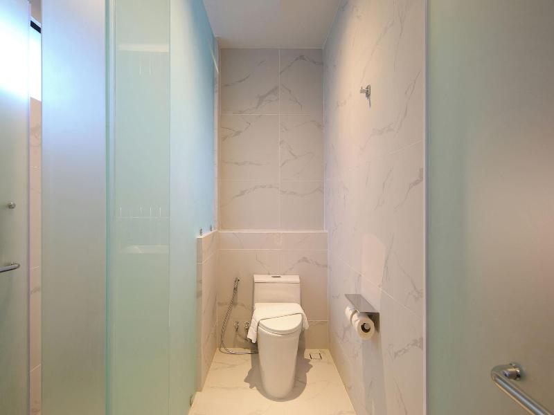 Lalynn Resort & Villas image