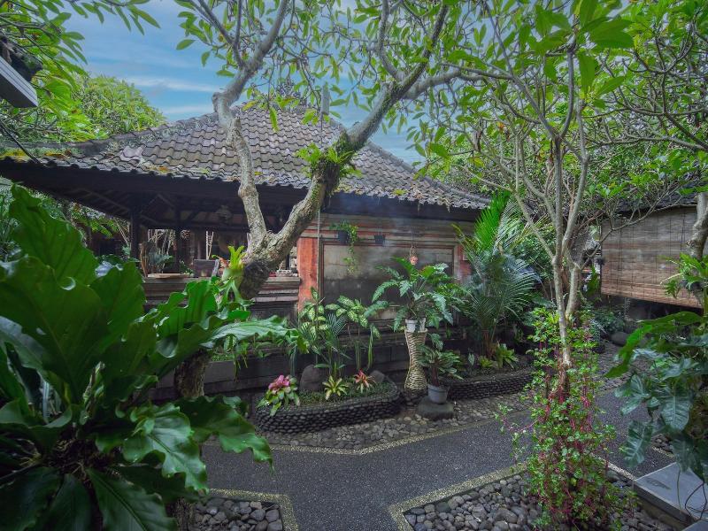 Shana Homestay By Eps image