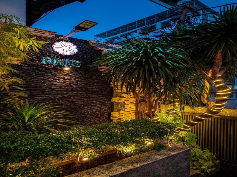 Dhts Business Hotel & Apartment image