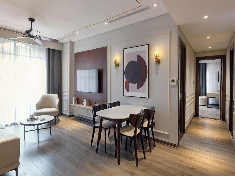 Otis Apartment image