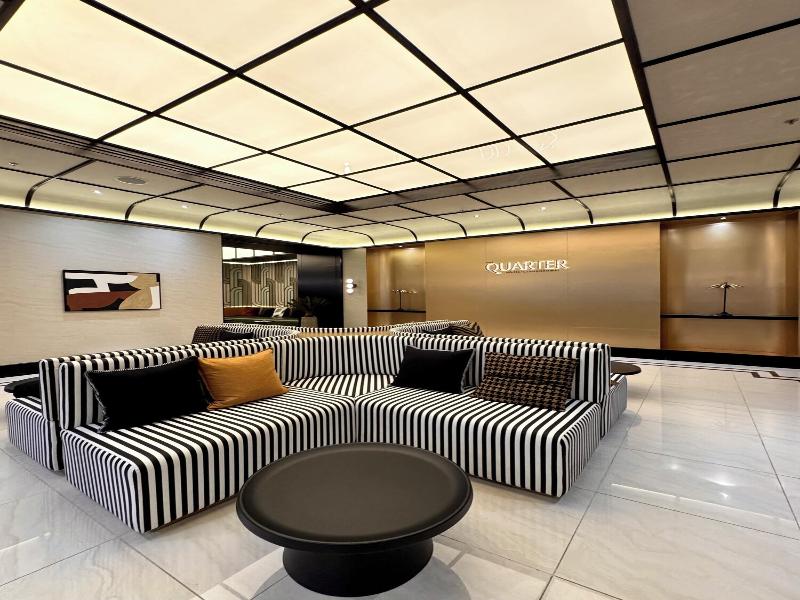 The Quarter Saphan Khwai By Uhg image