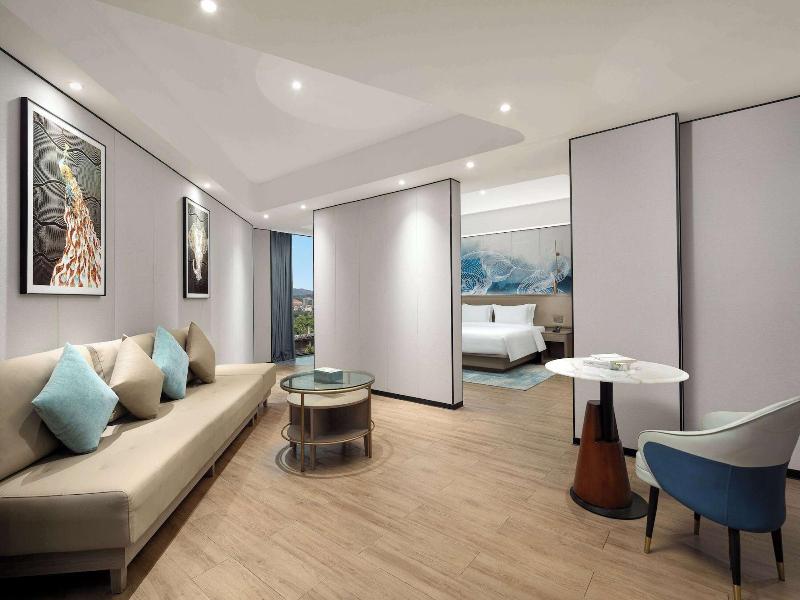 Days Hotel By Wyndham Xishuangbanna Jinghong image