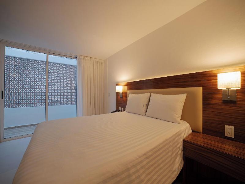Hotel Casa Kavia Vallarta image
