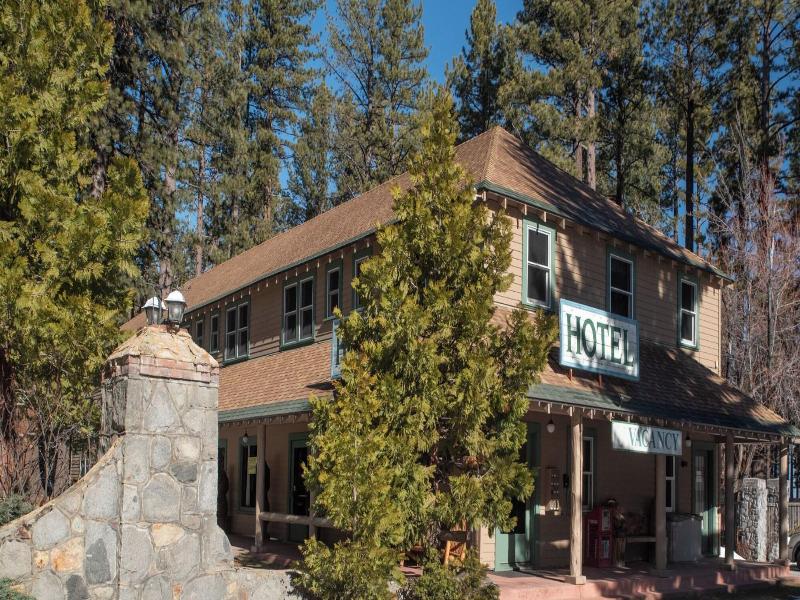 Camp Richardson Historic Resort — general view