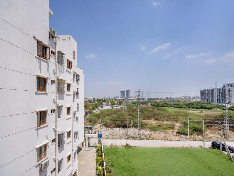 The Balcony Suites