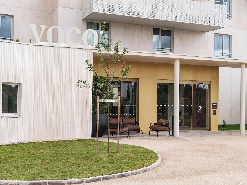 Voco Beaune Â€“ Citã© Des Vins By Ihg image