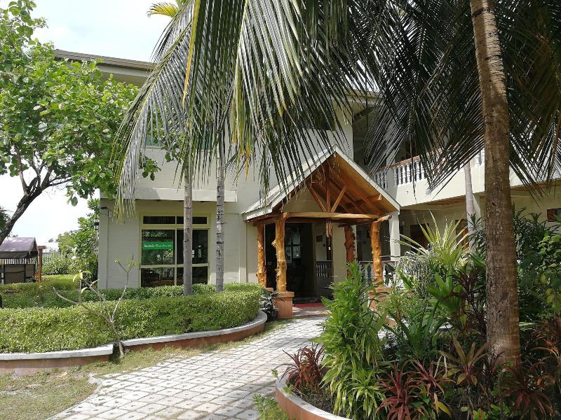 Nazaki Beach Hotel & Spa Maldives