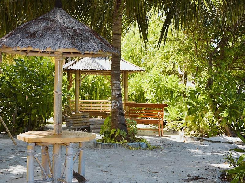 Nazaki Beach Hotel & Spa Maldives