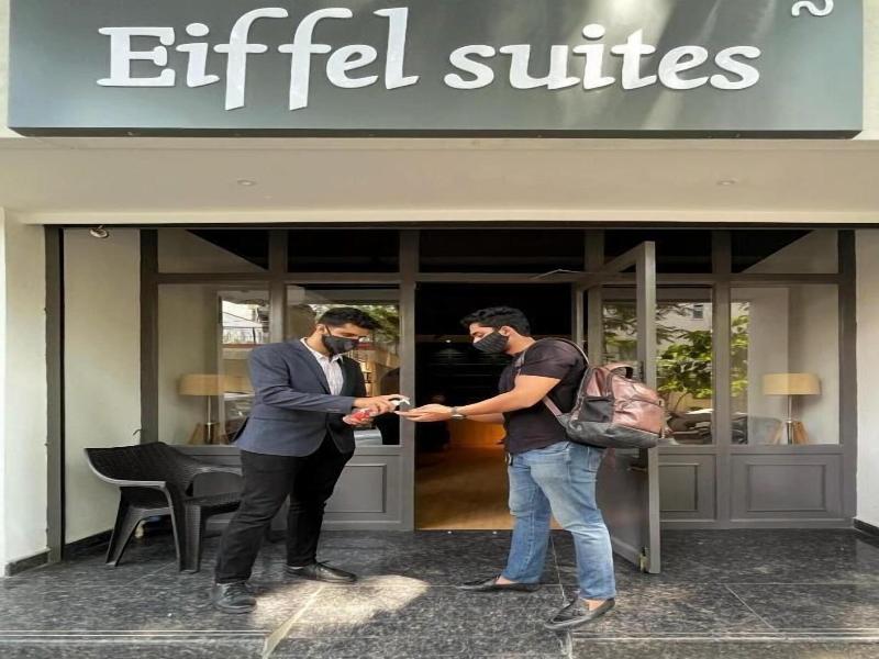 Eiffel Suites image