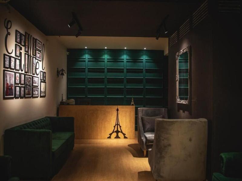 Eiffel Suites image