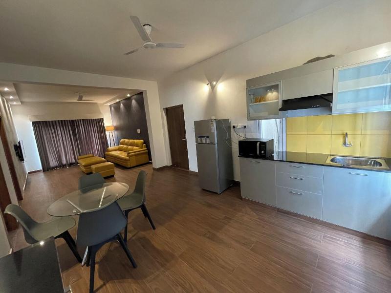Eiffel Suites image
