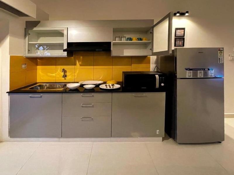 Eiffel Suites image
