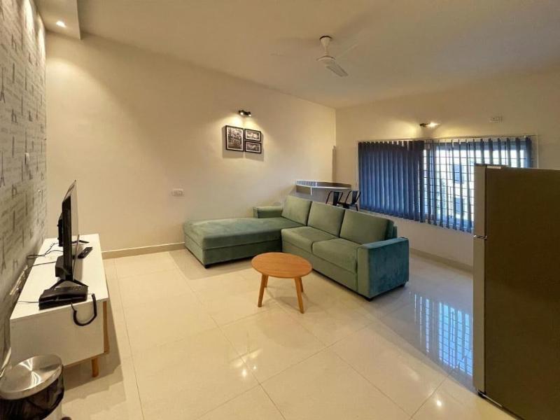Eiffel Suites image