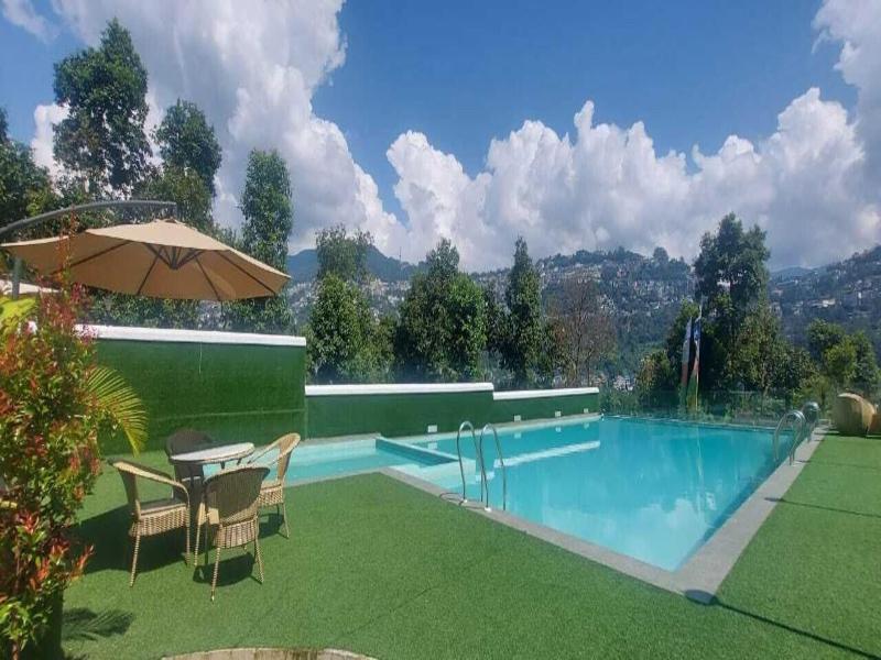 Treenz Hotels