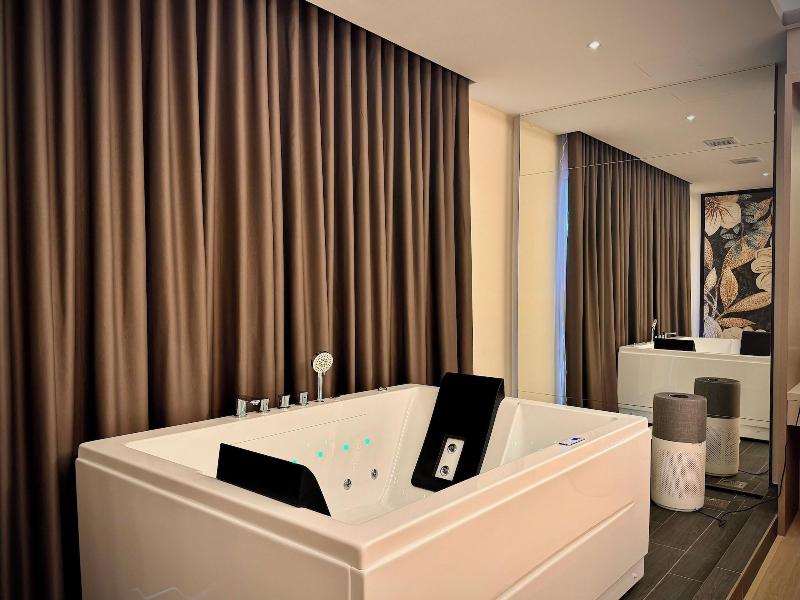 Asteria Melaka By Attic Suite image
