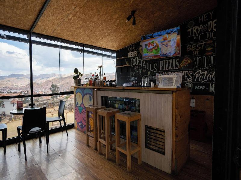 Supertramp Hostel Cusco image