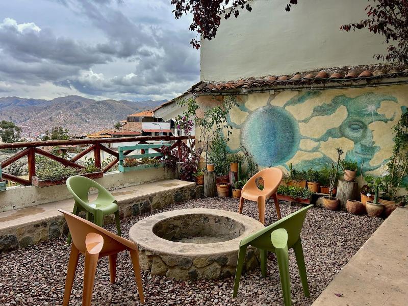 Supertramp Hostel Cusco image