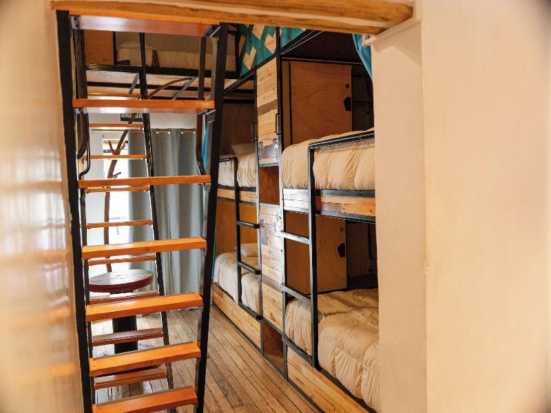 Supertramp Hostel Cusco image
