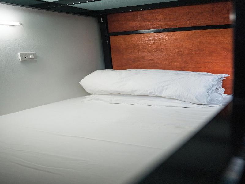 Green Gen Hotel Phuket image