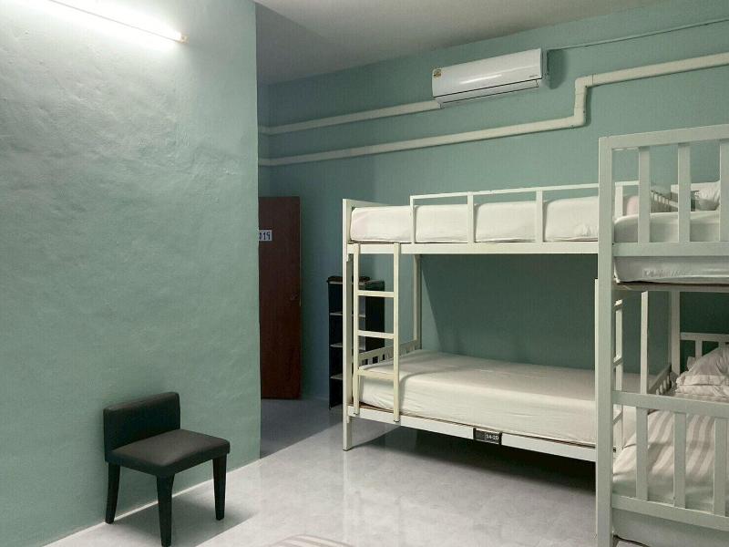 Green Gen Hotel Phuket image