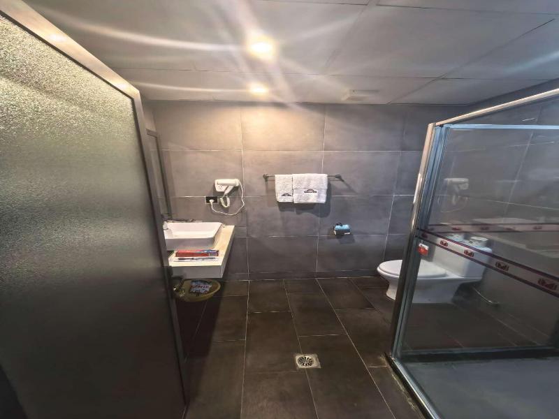 Soluxe Hotel Cotonu image
