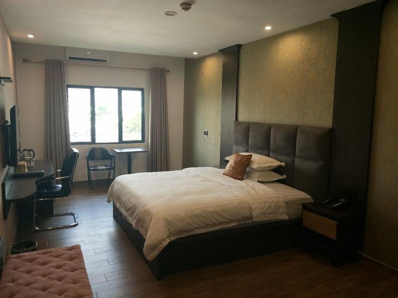 Soluxe Hotel Cotonu image