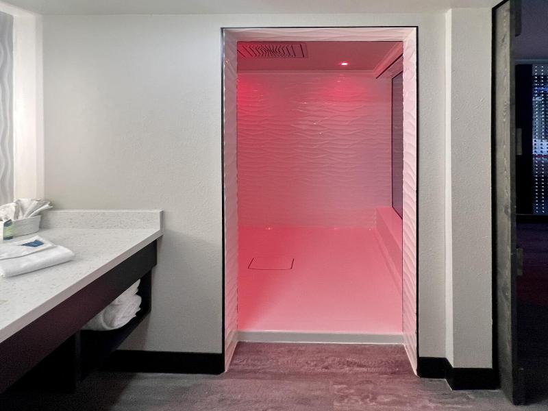 Imperial Suites - Adults Only image