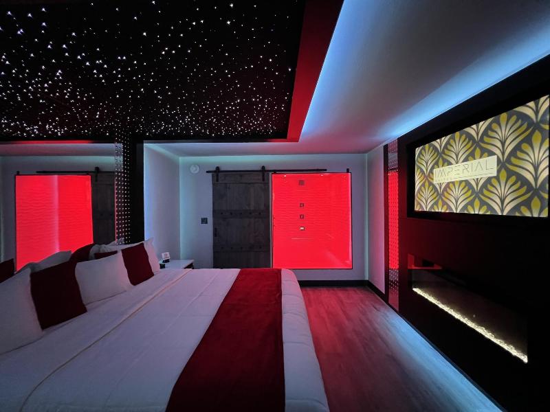 Imperial Suites - Adults Only image