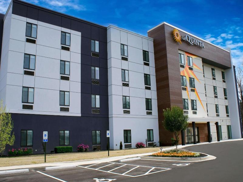 La Quinta Inn & Suites By Wyndham Memphis East — general view