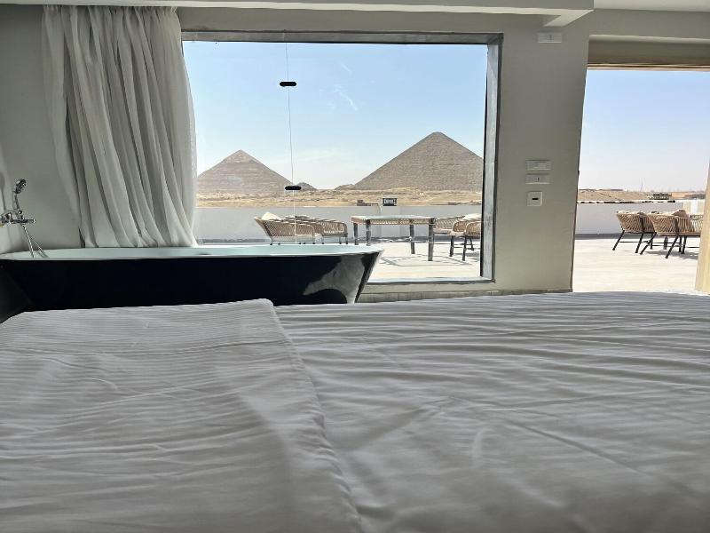 Pyramids Window image
