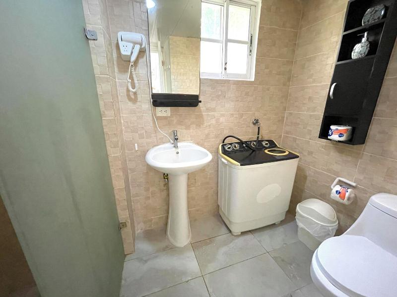 Korales Beach Apartments image