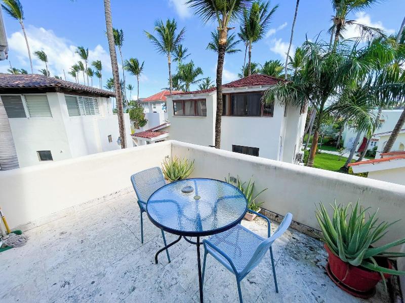 Korales Beach Apartments image