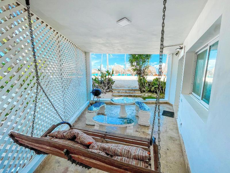 Korales Beach Apartments image