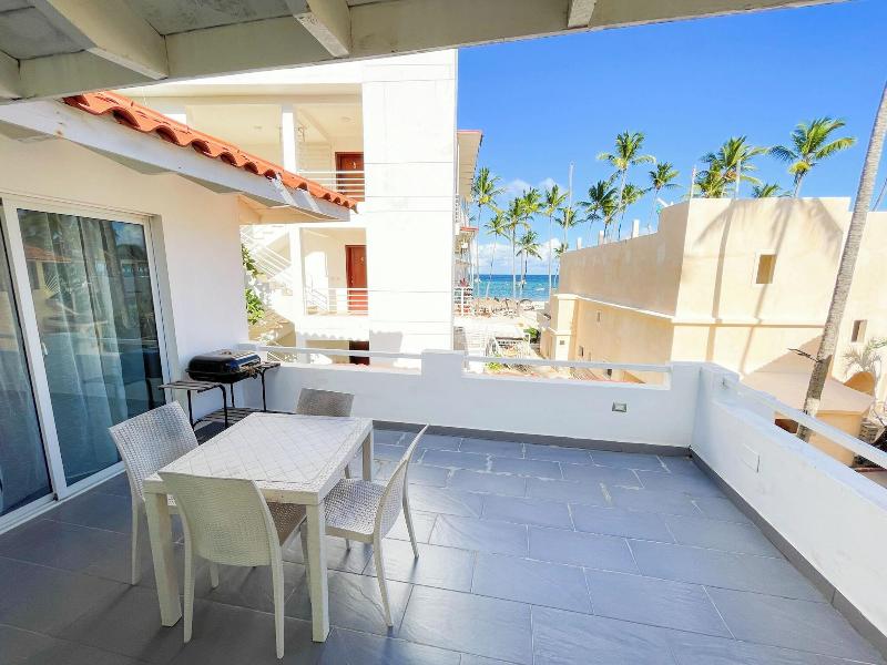 Korales Beach Apartments image