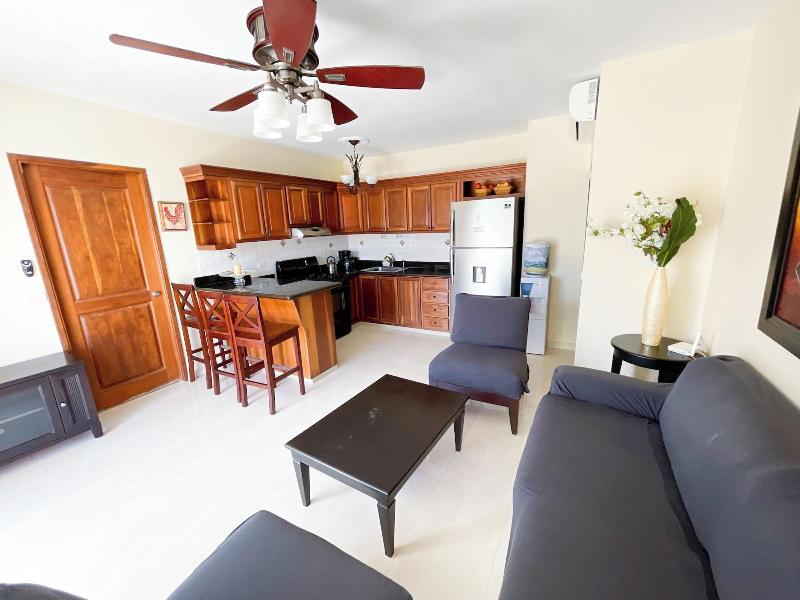 Korales Beach Apartments image