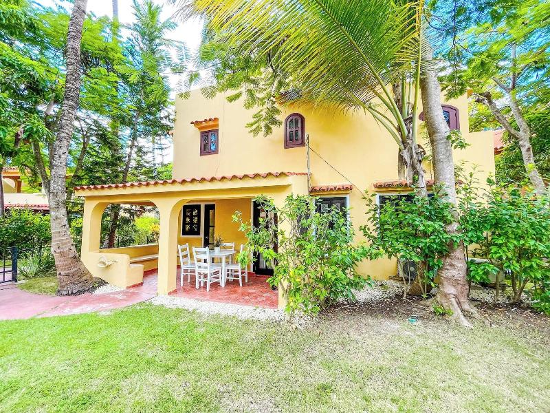 Korales Beach Apartments image
